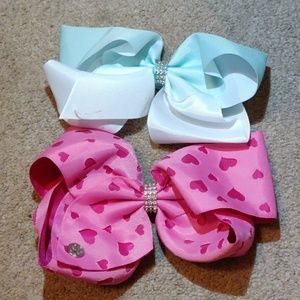 New JoJo siwa bows! HAVE NOT BEEN WORN! 1 for 10
